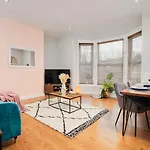 2 Bedroom Harrogate