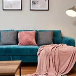 2 Bedroom Apartment *