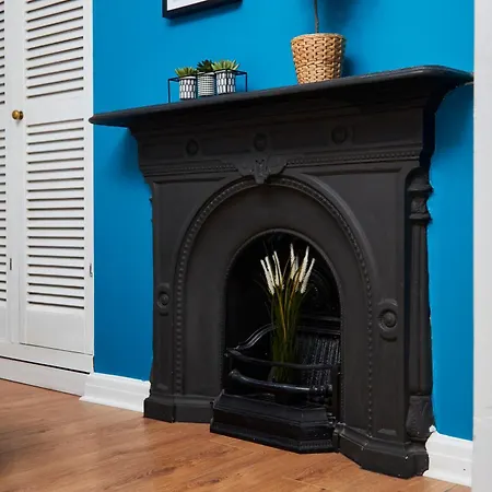 2 Bedroom