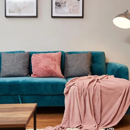 2 Bedroom Apartment *